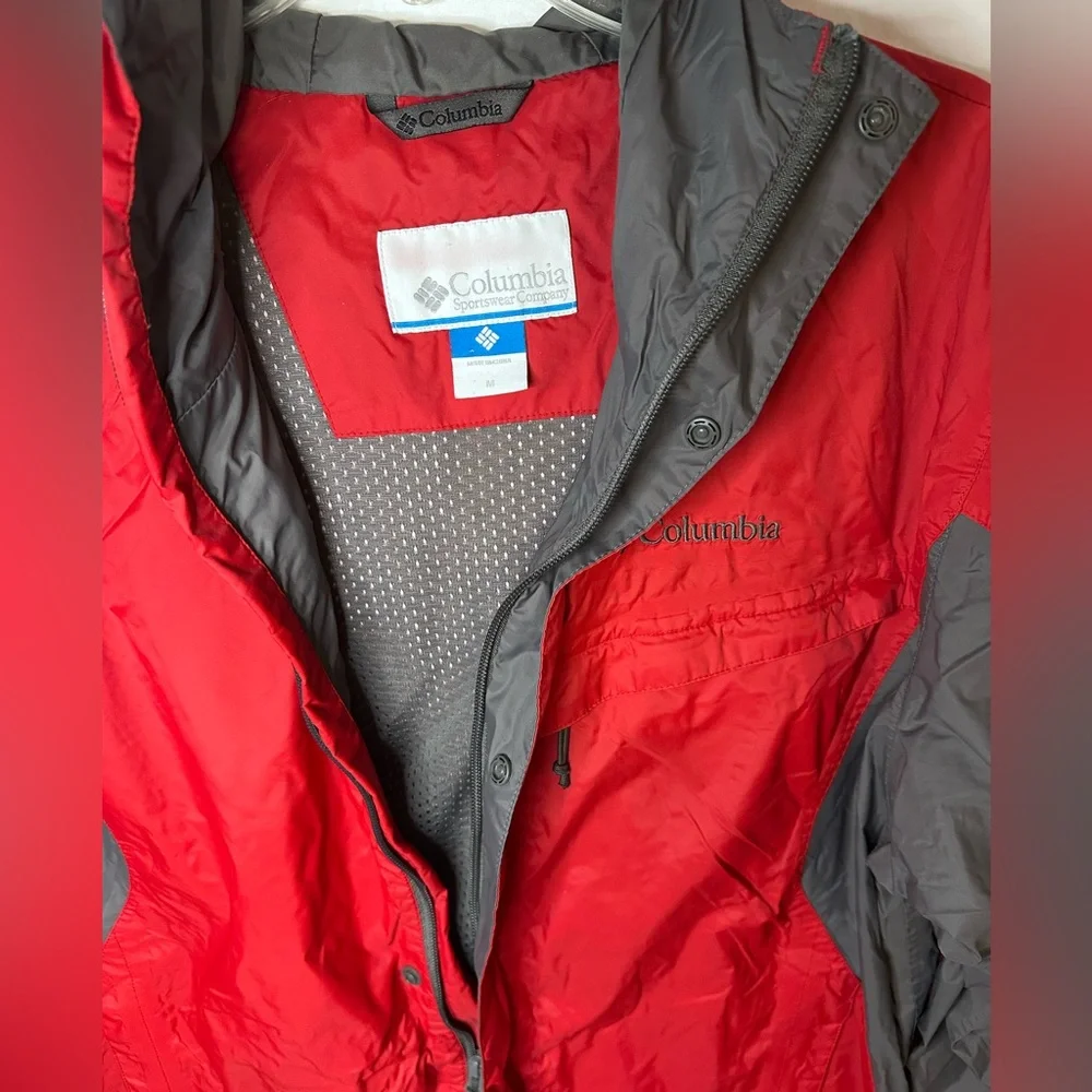 Columbia Sportswear Men’s M Red Gray Hooded Jacket Outdoor Rain Shell
